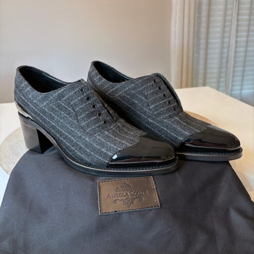 Angela Scott Miss Button Grey Pinstripe Wool Patent Leather Heel Oxford 39.5 9.5